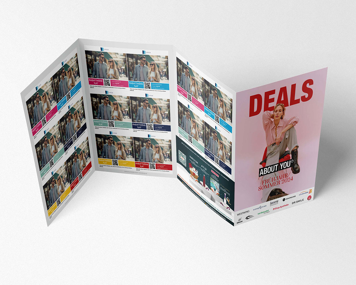 Aufgeklapptes Gutscheinheft mit Coupon-Seiten und ABOUT-YOU-Deals-Titel